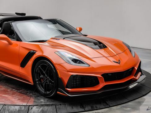 Used 2019 Chevrolet Corvette ZR1 RWD image 34