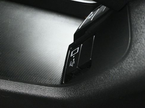 Used 2019 Honda Clarity Plug-In Hybrid image 18