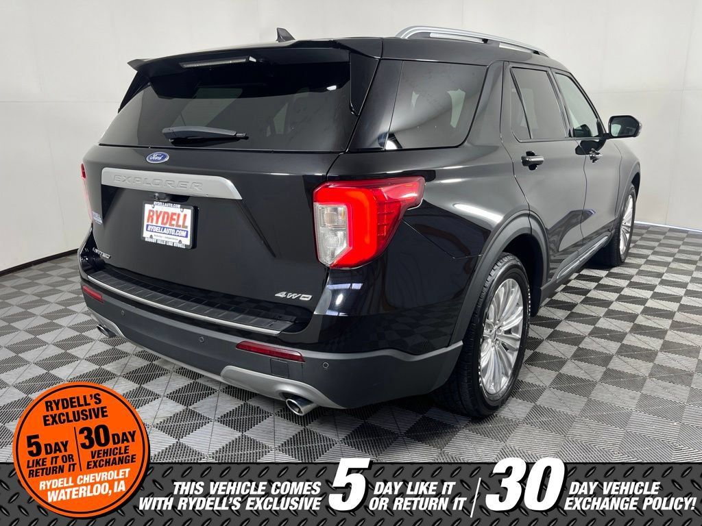 Used 2021 Ford Explorer Limited w/ Equipment Group 301A AWD/4WD image 4