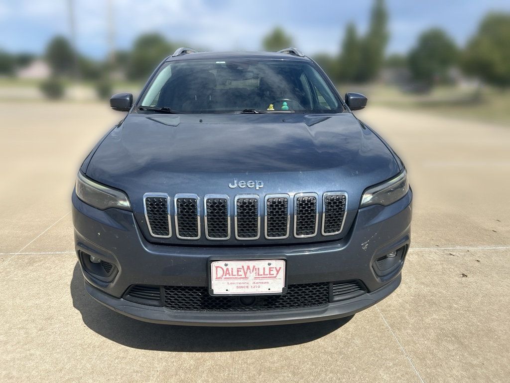 Used 2020 Jeep Cherokee Latitude Lux w/ Comfort/Convenience Group AWD/4WD image 2