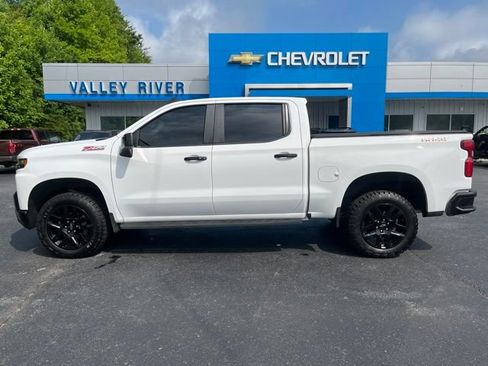 Used 2022 Chevrolet Silverado 1500 LT Trail Boss w/ Bed Protection Package AWD/4WD image 6