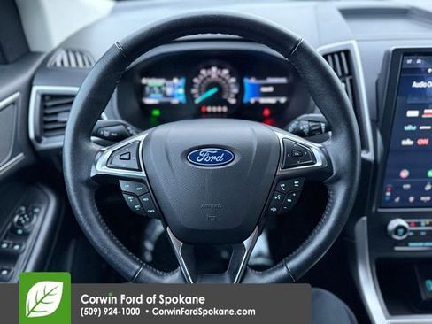 Used 2024 Ford Edge SEL image 23