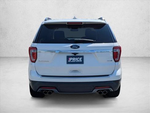 Used 2019 Ford Explorer Platinum AWD/4WD image 6