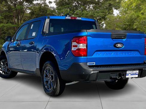 New 2025 Ford Maverick XLT w/ XLT Luxury Package image 3