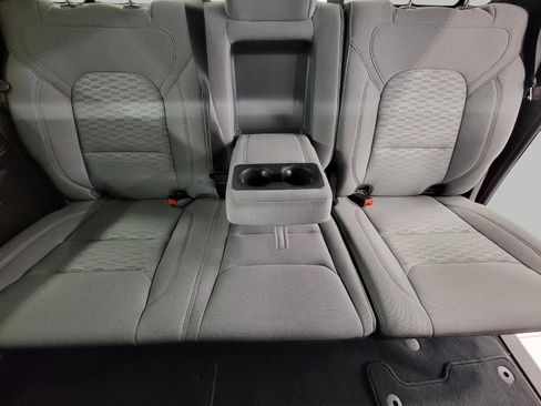Used 2025 RAM 1500 Big Horn AWD/4WD image 23