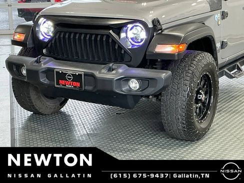 Used 2019 Jeep Wrangler Unlimited Sport S AWD/4WD image 9