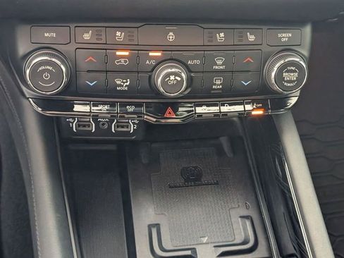 Used 2021 Dodge Durango Citadel AWD/4WD image 23