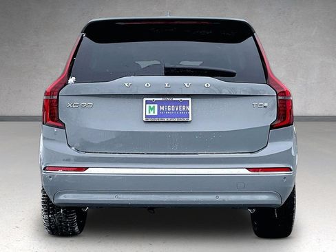 New 2026 Volvo XC90 T8 Plus w/ Protection Package Premier AWD/4WD image 4