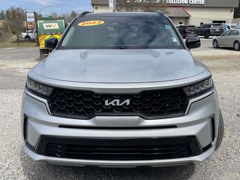 Used 2022 Kia Sorento S w/ Panoramic Sunroof Package FWD image 28