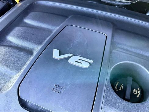 Used 2017 Jeep Grand Cherokee Overland image 33