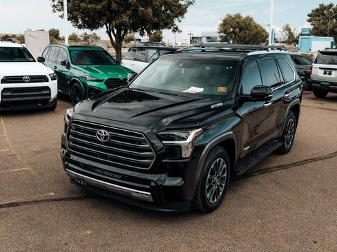 Used 2026 Toyota Sequoia Limited AWD/4WD image 14