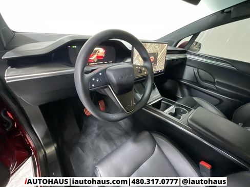 Used 2023 Tesla Model X Plaid image 16