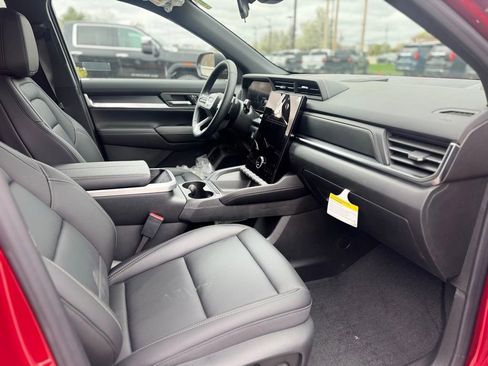 New 2026 GMC Terrain Elevation w/ Elevation Premium Package AWD/4WD image 11