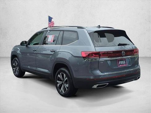Used 2024 Volkswagen Atlas SE FWD image 8