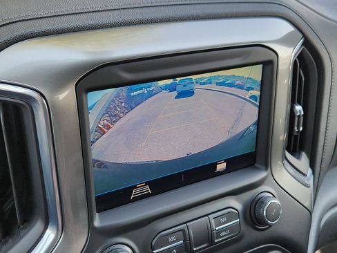 Used 2021 Chevrolet Silverado 1500 RST AWD/4WD image 9