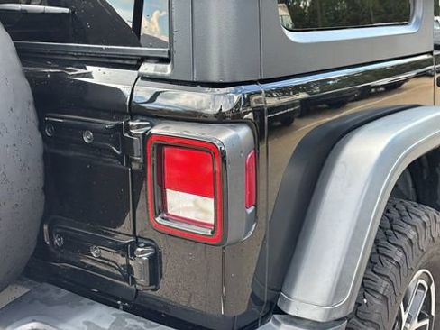 Used 2020 Jeep Wrangler Unlimited Rubicon image 31