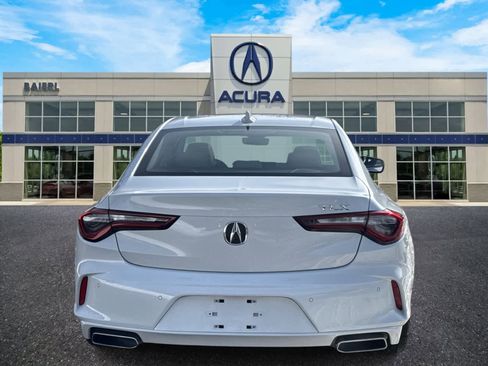 Certified 2025 Acura TLX w/ Technology Package image 4