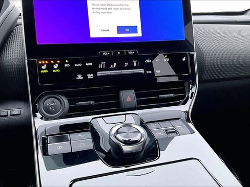 Used 2024 Toyota bZ4X XLE image 34