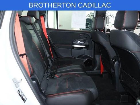 Used 2025 Mercedes-Benz GLB 35 AMG 4MATIC image 31