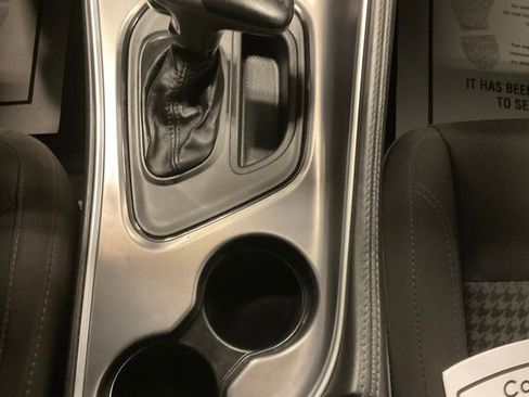 Used 2020 Dodge Challenger SXT image 21