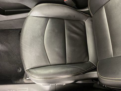 Certified 2021 GMC Terrain SLT image 22