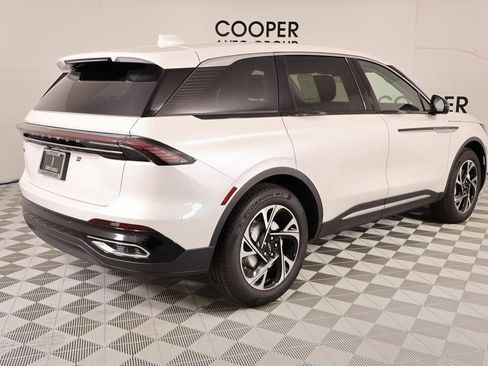 New 2026 Lincoln Nautilus Premier w/ Equipment Group 102A image 21