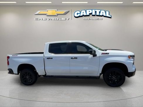 Used 2024 Chevrolet Silverado 1500 LT Trail Boss w/ Convenience Package II AWD/4WD image 6