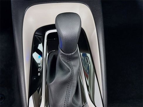 Certified 2025 Toyota Corolla LE image 19