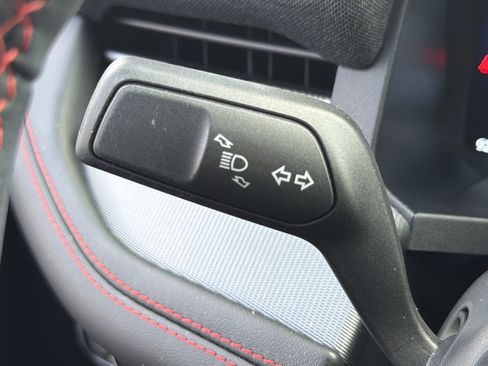 Used 2025 Ford Explorer ST-Line RWD image 30