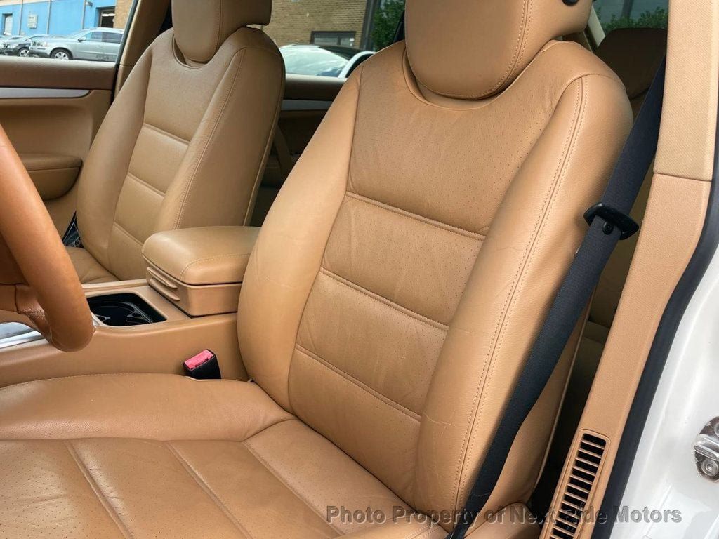 Used 2006 Porsche Cayenne S AWD/4WD image 16