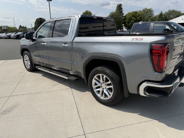 Used 2021 GMC Sierra 1500 SLT w/ SLT Premium Package AWD/4WD image 4