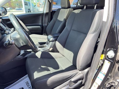Used 2018 Toyota RAV4 XLE w/ Plus Extra Value Package AWD/4WD image 14