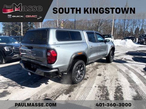 Used 2024 GMC Canyon Elevation w/ Elevation Premium Package image 7