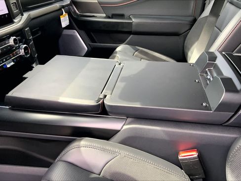 Used 2025 Ford F150 Raptor AWD/4WD image 54