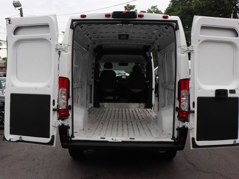 Used 2025 RAM ProMaster 2500 w/ Convenience Group FWD image 41