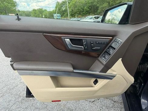 Used 2013 Mercedes-Benz GLK 350 4MATIC image 12