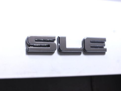 Used 2017 GMC Sierra 1500 SLE w/ Max Trailering Package AWD/4WD image 34