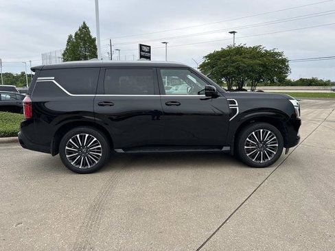 Used 2025 Nissan Armada Platinum Reserve w/ Convenience Package RWD image 4