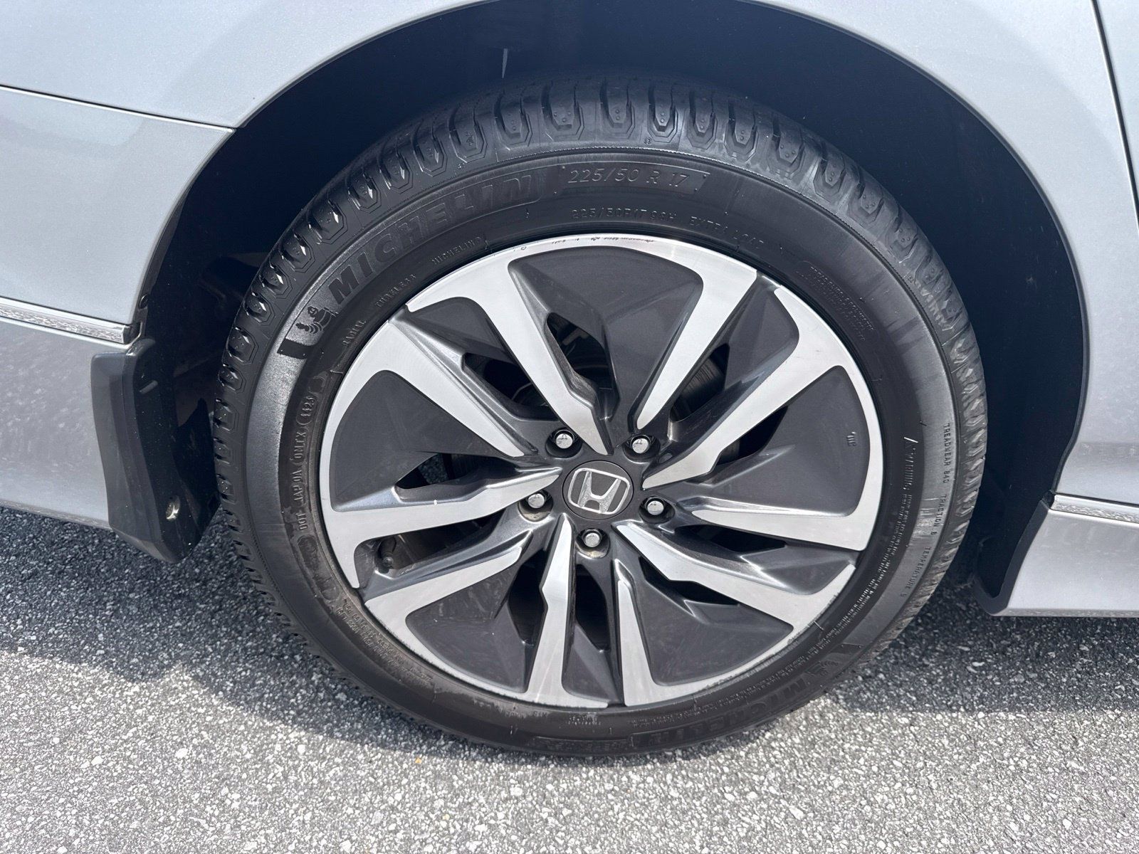 Used 2020 Honda Accord EX-L image 9
