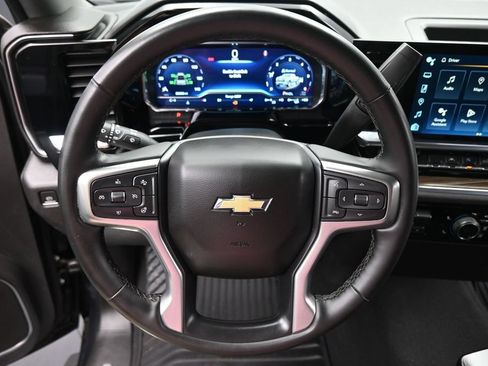 Used 2023 Chevrolet Silverado 1500 LT AWD/4WD image 12