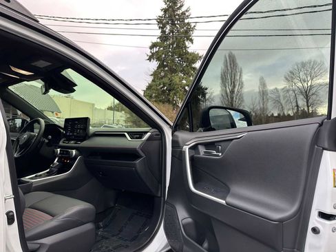 Used 2023 Toyota RAV4 XSE image 11