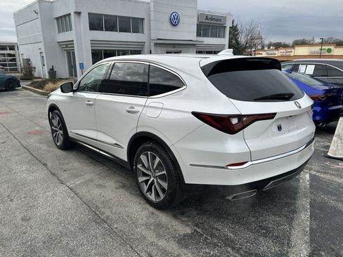 Certified 2025 Acura MDX SH-AWD w/ Technology Package image 5