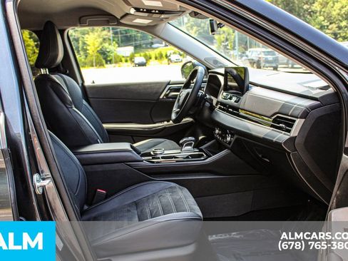 Used 2025 Mitsubishi Outlander SE FWD image 22
