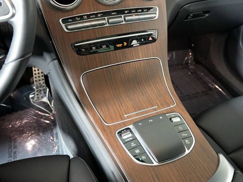 Certified 2022 Mercedes-Benz GLC 300 4MATIC image 24