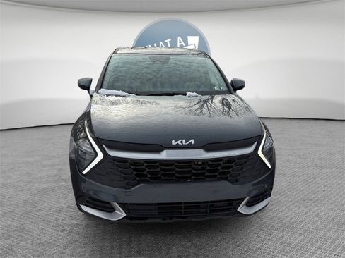 Certified 2023 Kia Sportage LX image 9