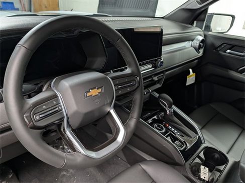 New 2026 Chevrolet Colorado LT image 13