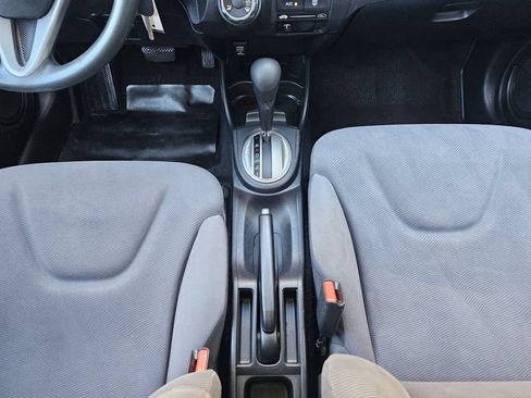 Used 2010 Honda Fit image 20