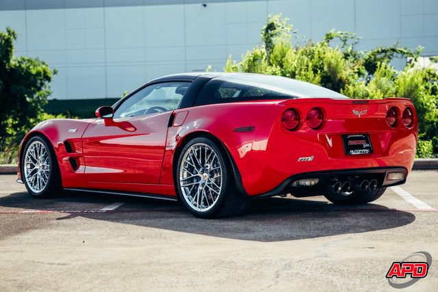 Used 2011 Chevrolet Corvette ZR1 w/ Preferred Equipment Group RWD image 9