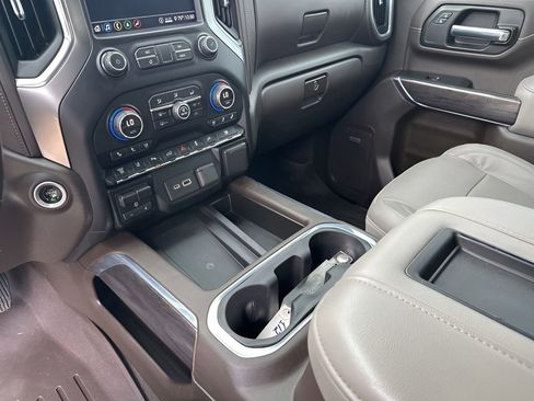 Used 2020 Chevrolet Silverado 2500 LTZ w/ LTZ Plus Package image 36