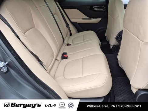 Used 2020 Jaguar F-PACE Premium AWD/4WD image 26